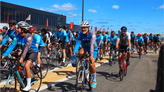 Alithya team at a cycling event